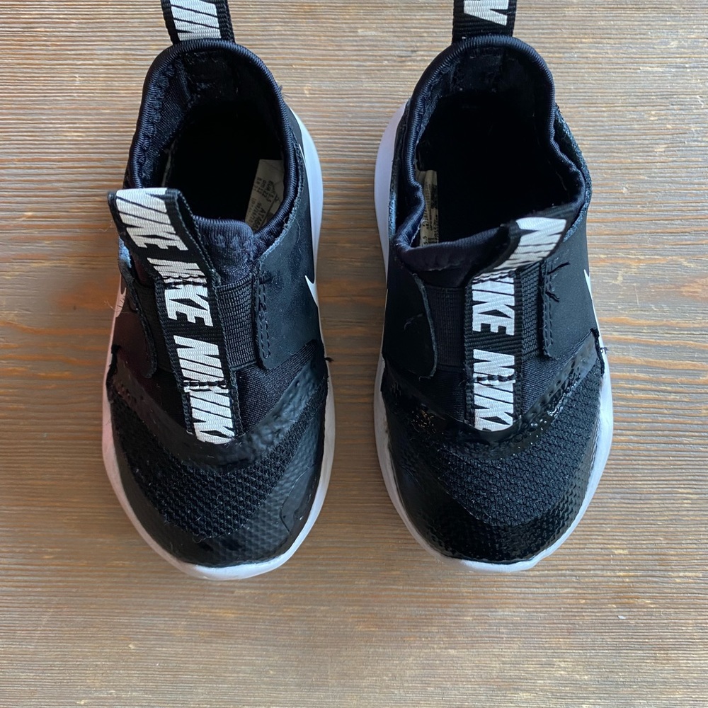 Nike flex runner